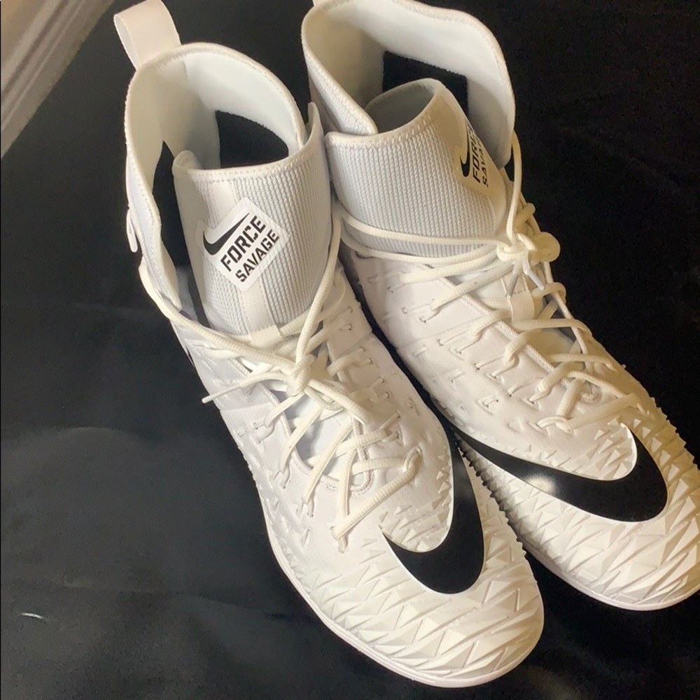 Nike force savage white cleats size 16 new